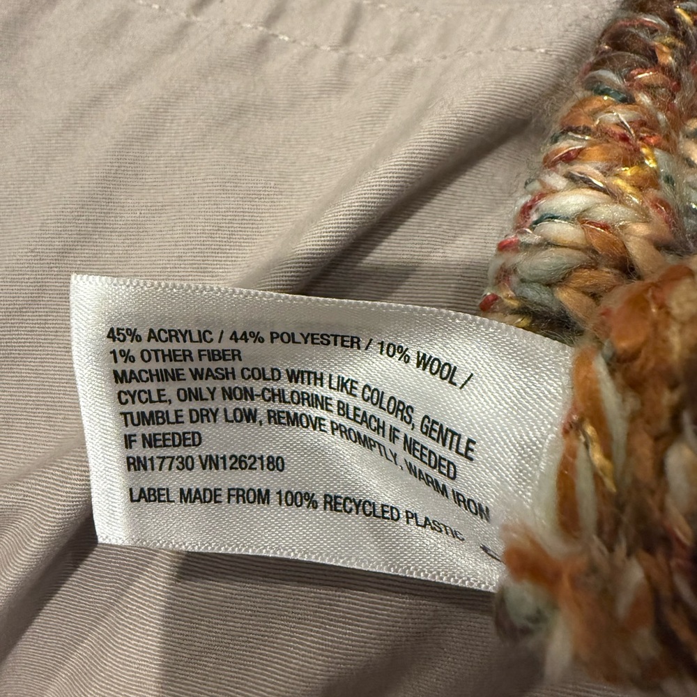 Universal Thread Multicolor Crew Neck Sweater - Picture 3 of 3